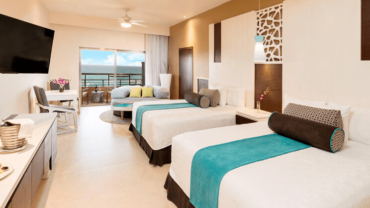 El Dorado Seaside Suites